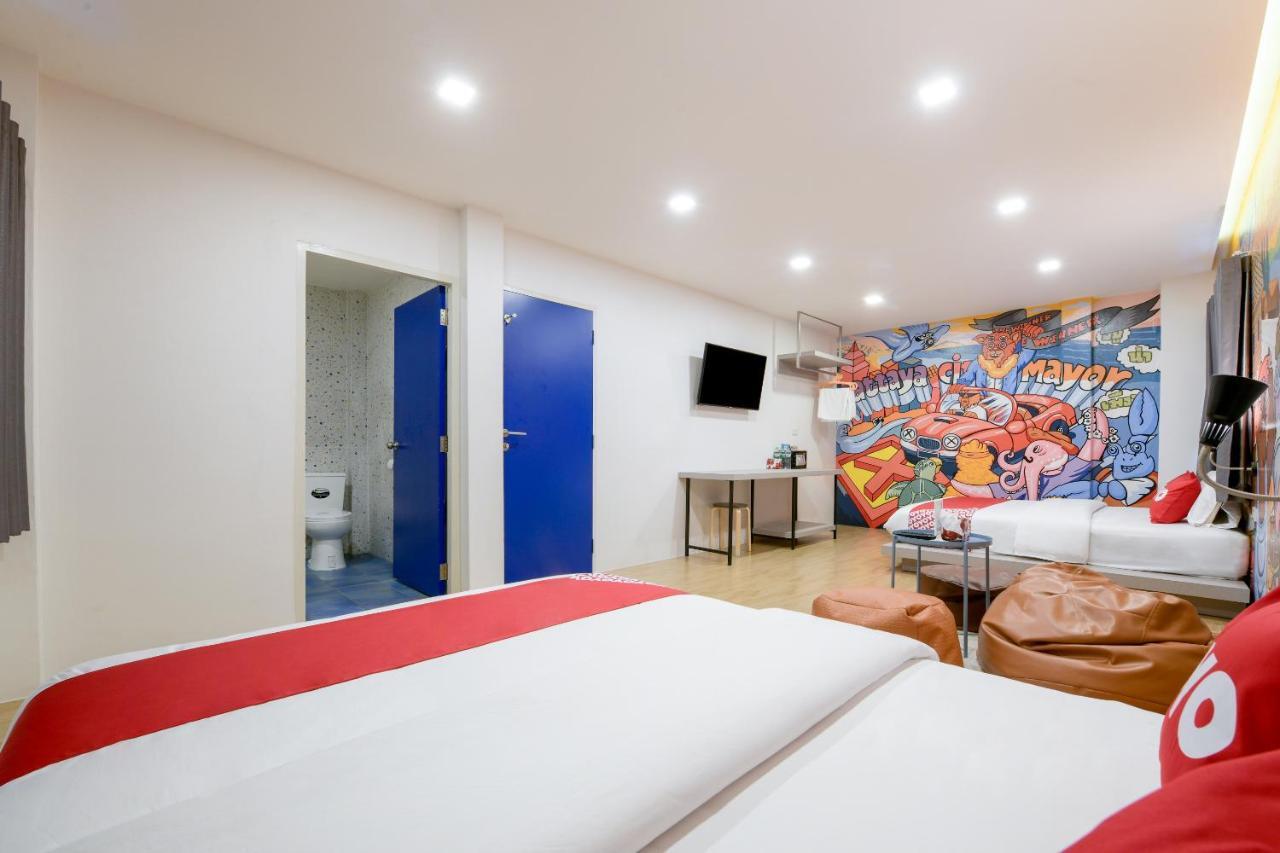 Отель The Pattaya Story Poshtel Экстерьер фото